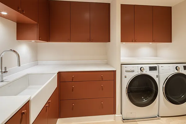 Sold by Compass | media 26