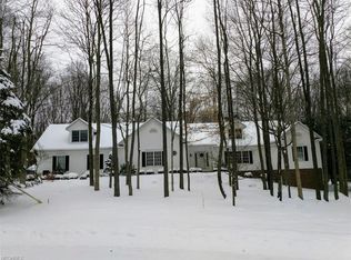 1144 Tanglewood Dr, Mantua, OH 44255