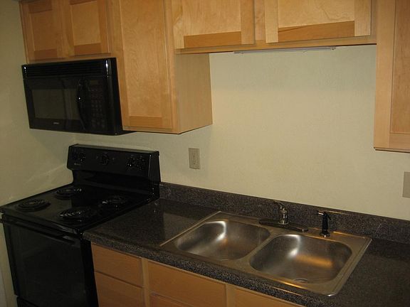 5th image of 1826 E 97th St #1826
