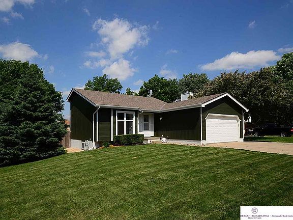 2nd image of 7120 S 139th Cir
