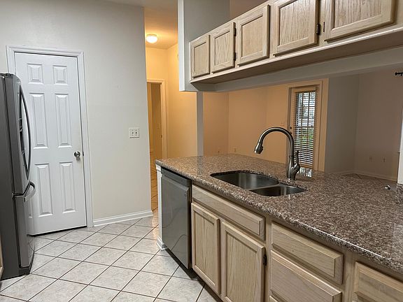 3rd image of 150 Vera Cruz Dr #512