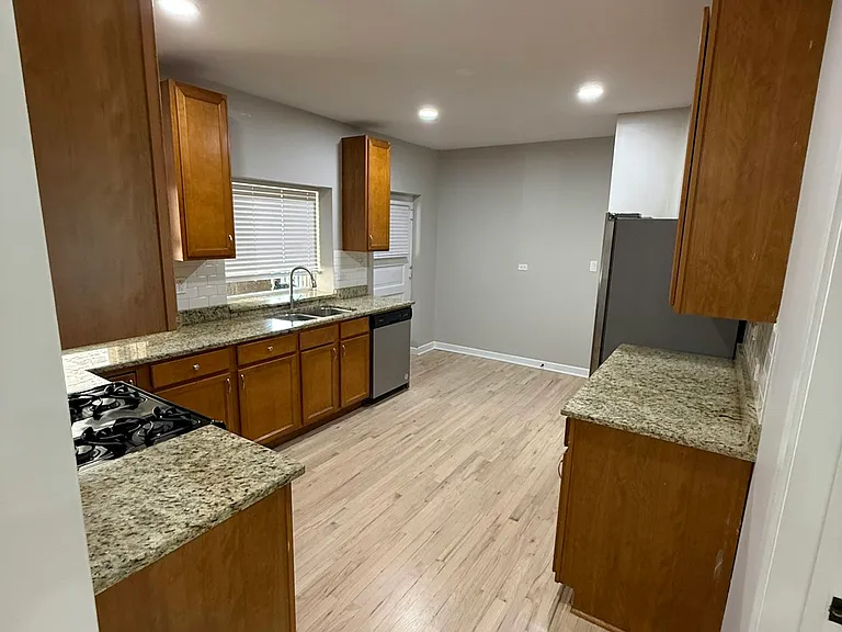 102 Washington Blvd #1 — Photo 26