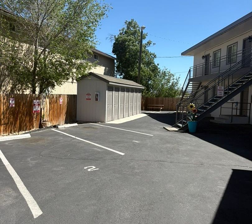 1st image of 404 Highland Ave