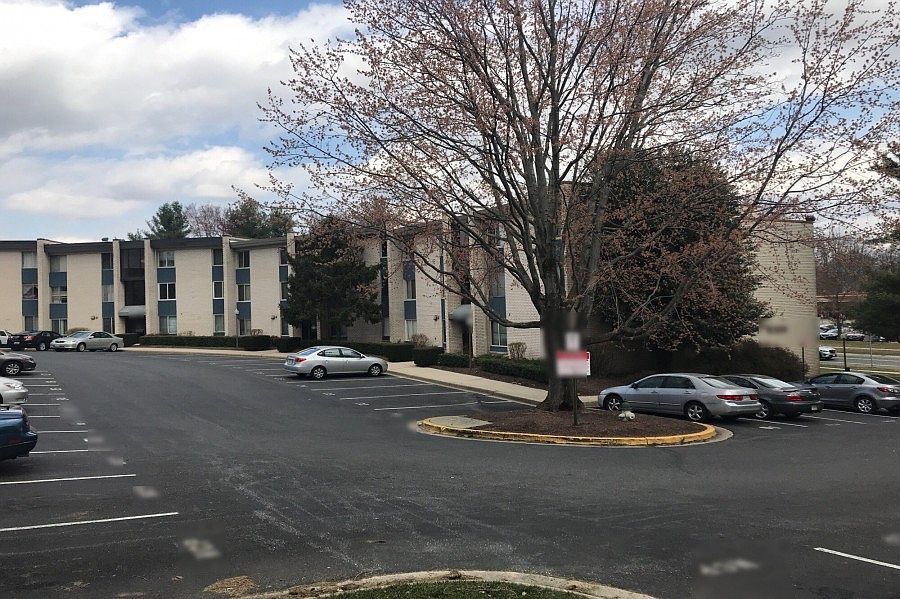 2nd image of 14614 Bauer Dr #14614