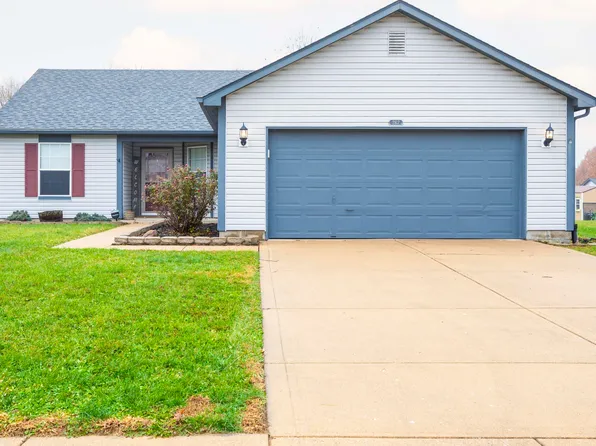 267 Pineview Dr, Mooresville, IN 46158