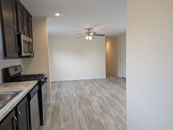 5th image of 341 Nixon Dr #341