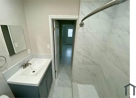 1313 W Patterson St — Photo 10