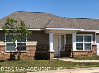 110 Riveroaks Dr, Holdenville, OK 74848