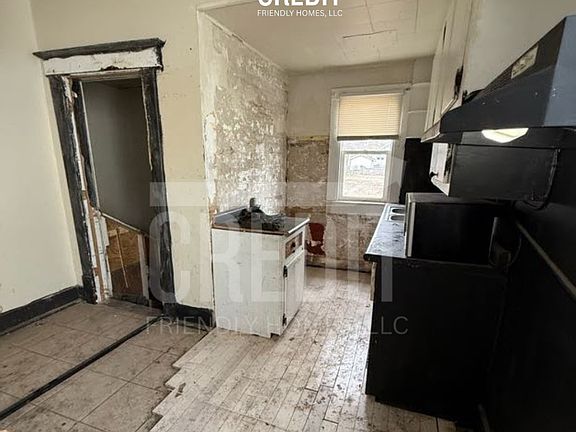 5th image of 1755 N Monroe St