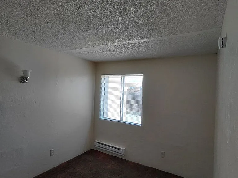 1360 E. Drexel Road — Photo 8