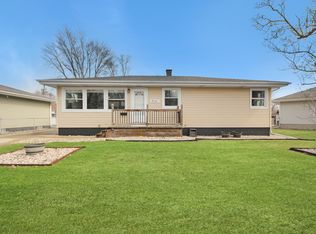 9047 Pettit Dr, Highland, IN 46322