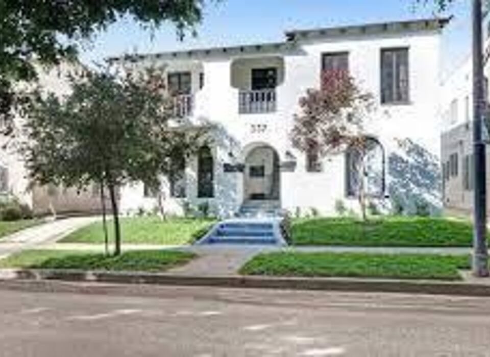 2nd image of 330 N Curson Ave
