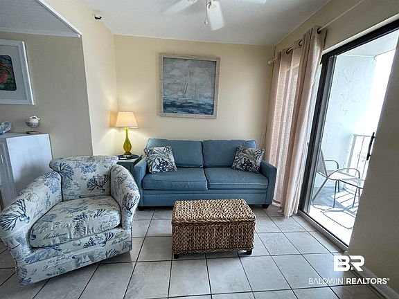 4th image of 375 Plantation Rd #5604