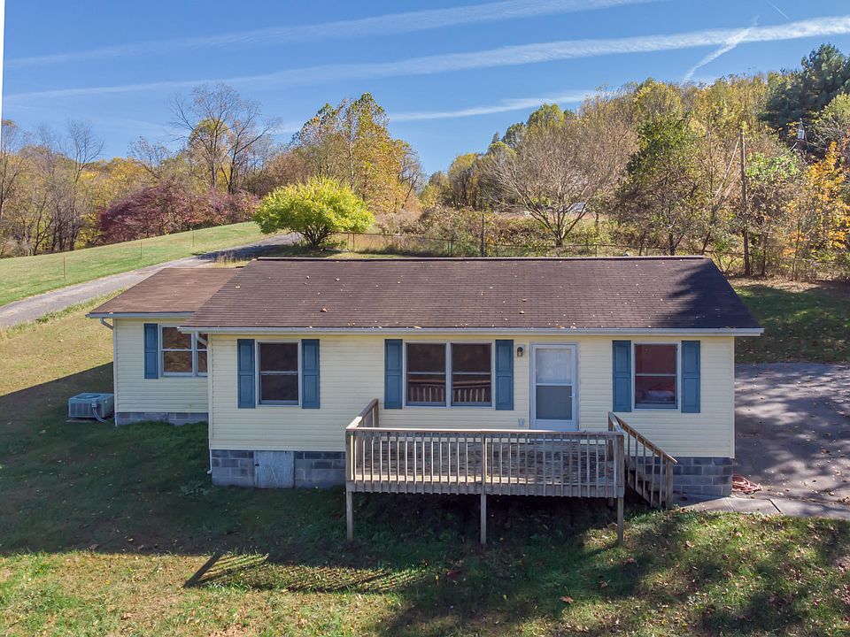 1st image of 18418 Picardy Dr