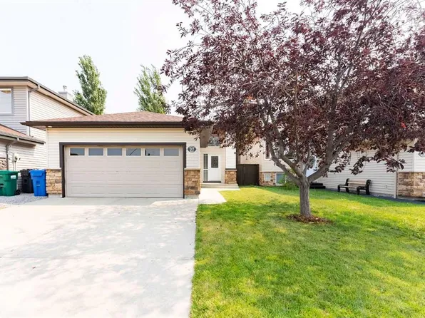27 W Fairmont Rd S, Lethbridge, AB T1K 8C7