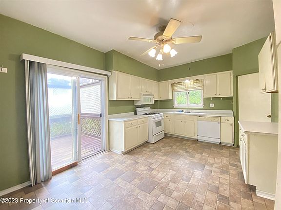 4th image of 2158 Brick Ave