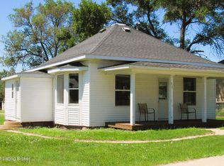 836 1st Ave E, NEW ENGLAND, ND 58647
