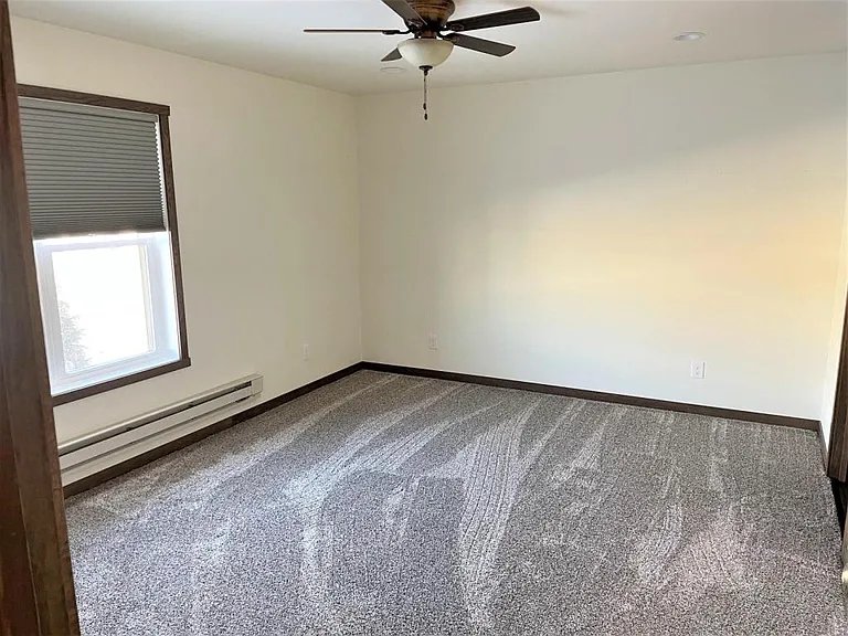 525 Ryan St — Photo 12
