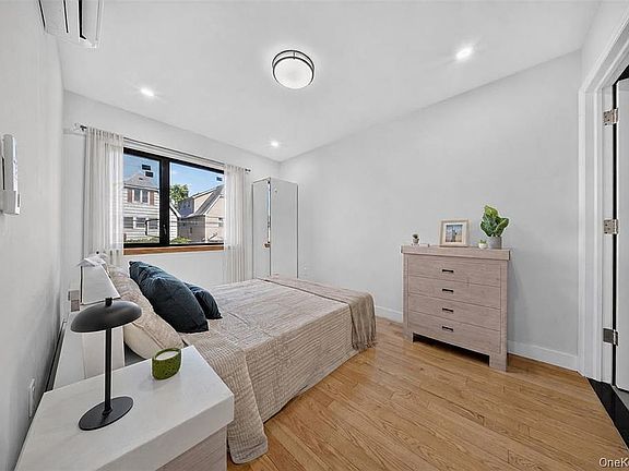 4th image of 145-38 34th Ave #2E