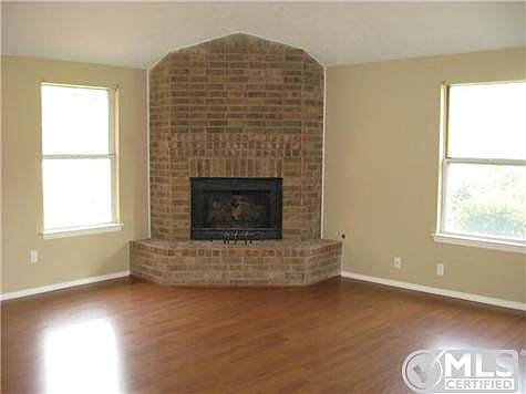 5th image of 517 Mill Station Dr