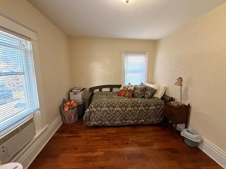 425 Fuller Ave SE — Photo 28