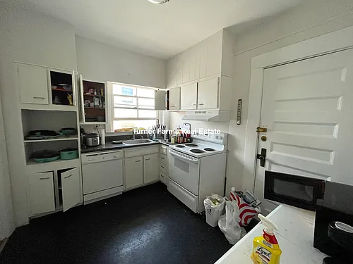 1800 Massachusetts Ave Photo 1