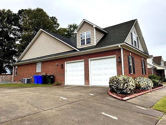 2nd image of 2928 Prioress Dr