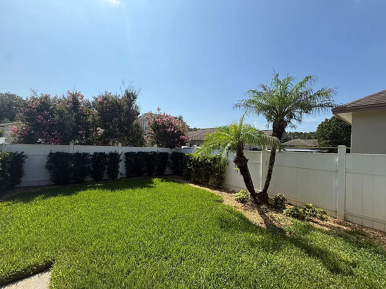 6719 Romney Ln — Photo 30