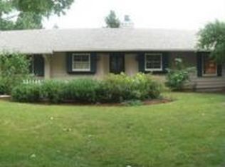 1221 Parkwood Ave, Rockford, IL 61107