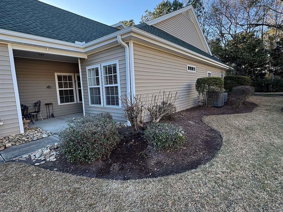 2nd image of 672 Pinehurst Ln. #81D