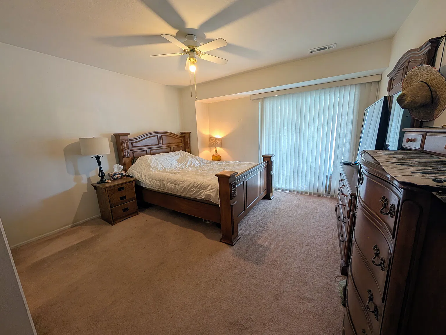 3 bed, 1450 sqft, $1,000 — Photo 4