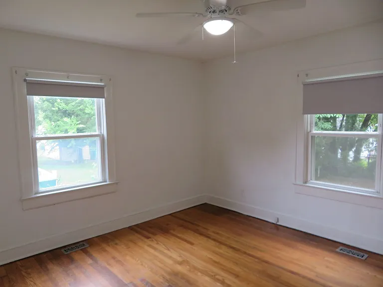 815 Floral Ave — Photo 9