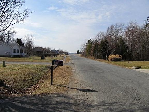 4th image of 214 Meadow Ave