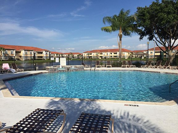 2nd image of 1025 Villagio Cir #204-18