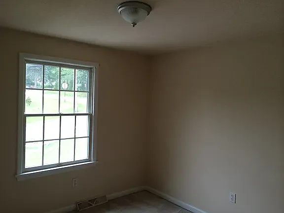6090 Spires Dr — Photo 11