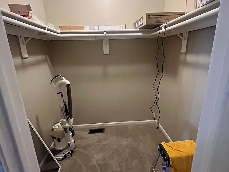 82 Liberty Dr — Photo 15