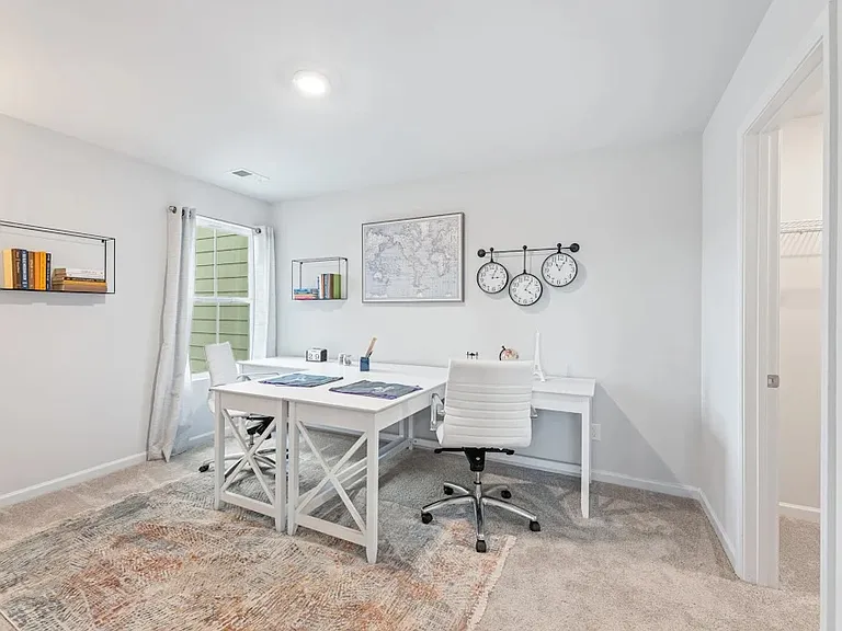 37 Founders Dr — Photo 7