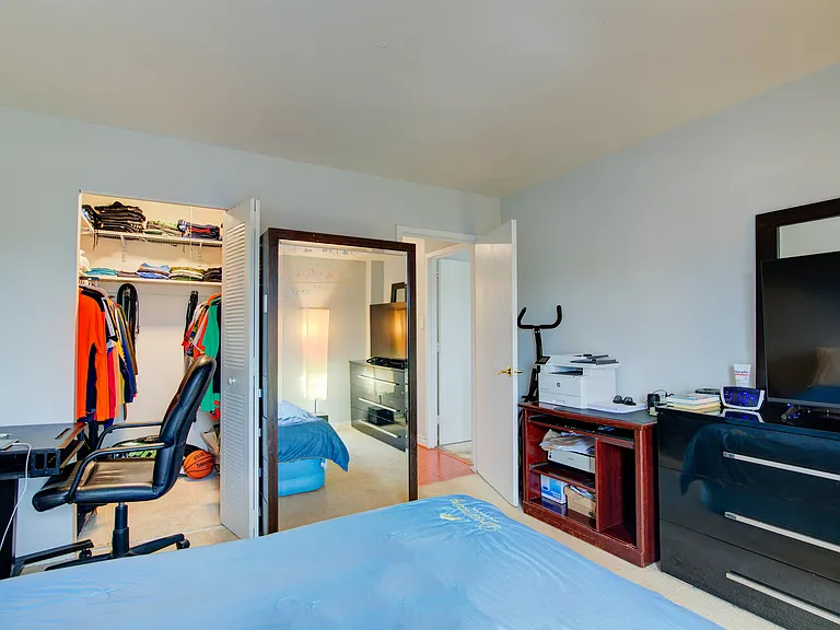 5250 Valley Forge Dr #407 — Photo 12