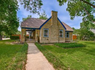 1200 Mountain Lake Rd, Dallas, TX 75224