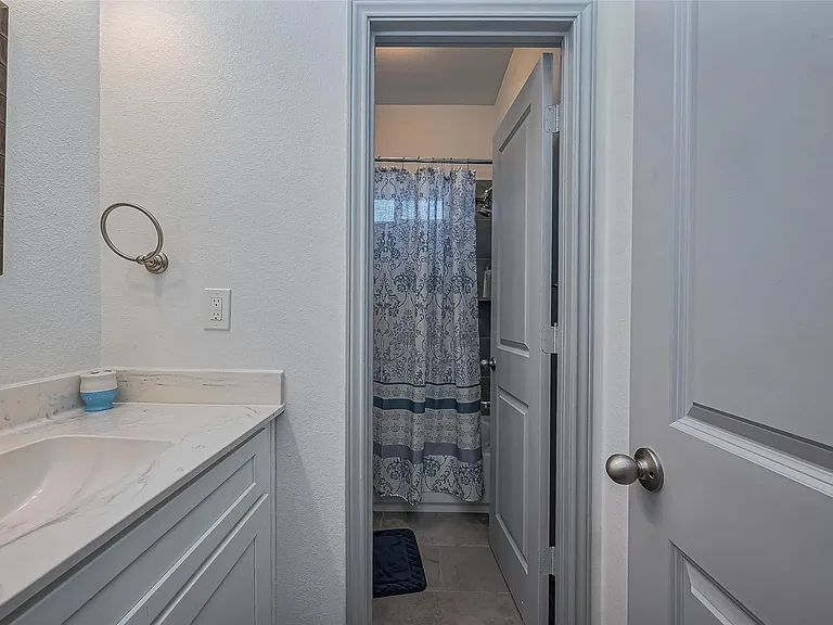 3540 Rebecca St — Photo 16