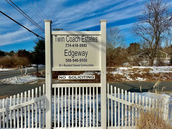 34 Haskell Cir, Lakeville, MA 02347