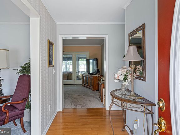 2nd image of 30859 Elm Dr