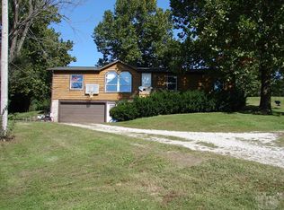 1561 Oakland Mills Rd, Mount Pleasant, IA 52641