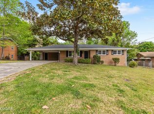 2672 Kent Dr, Macon, GA 31206