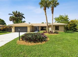 71 Burning Tree Dr, Naples, FL 34105