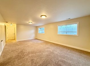 1354 W Jordan Hills Dr, South Jordan, UT 84095