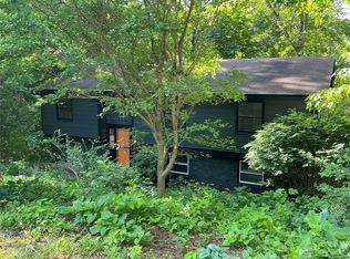 105 Botany Dr, Asheville, NC 28805