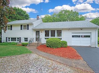 43 Blakeslee Ave, North Haven, CT 06473