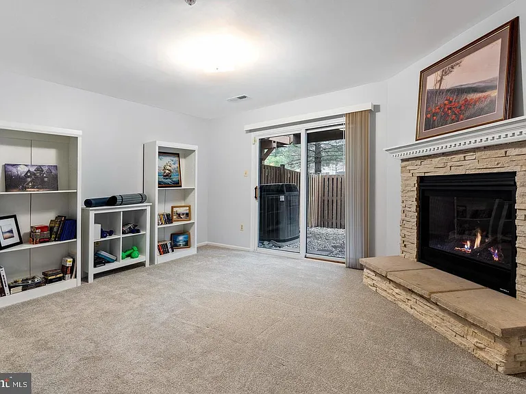 8415 Gold Sunset Way — Photo 3