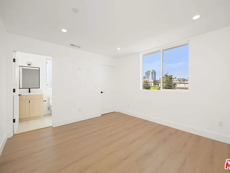 6241 Banner Ave — Photo 13